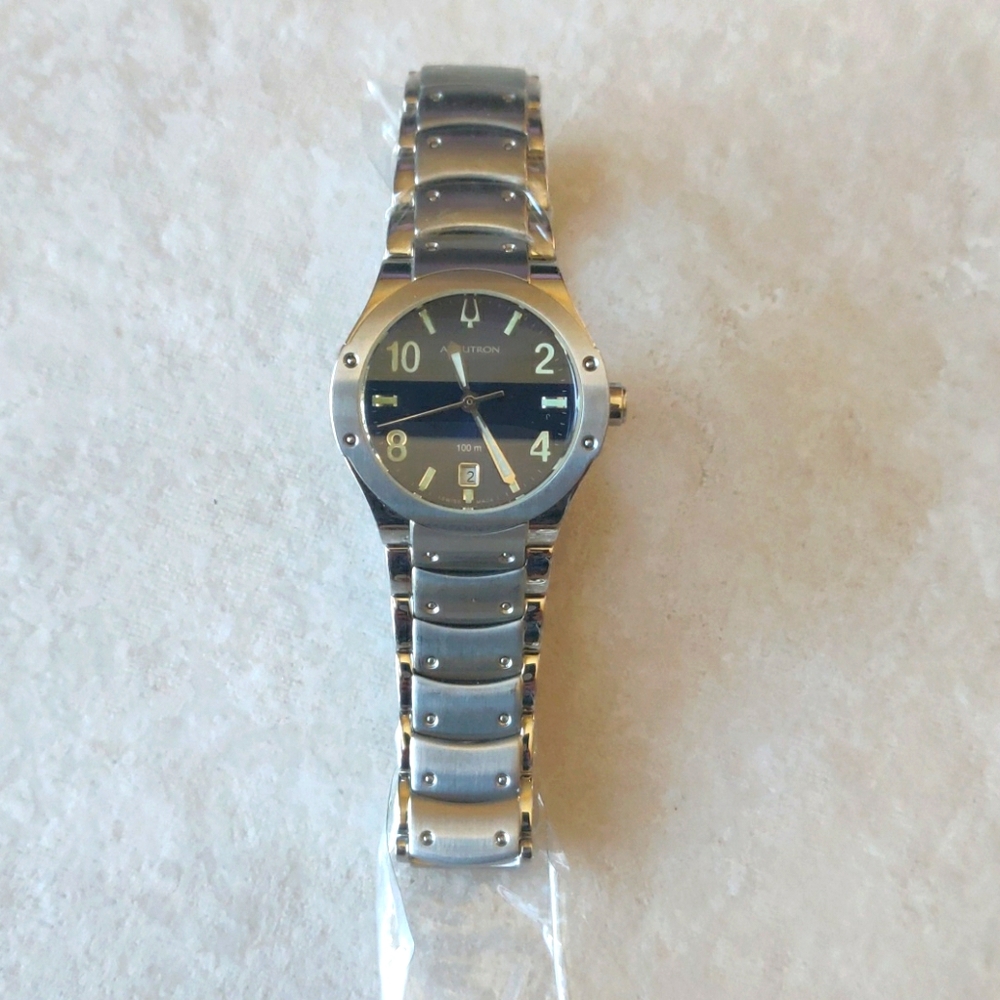Accutron lady Quartz #26M12